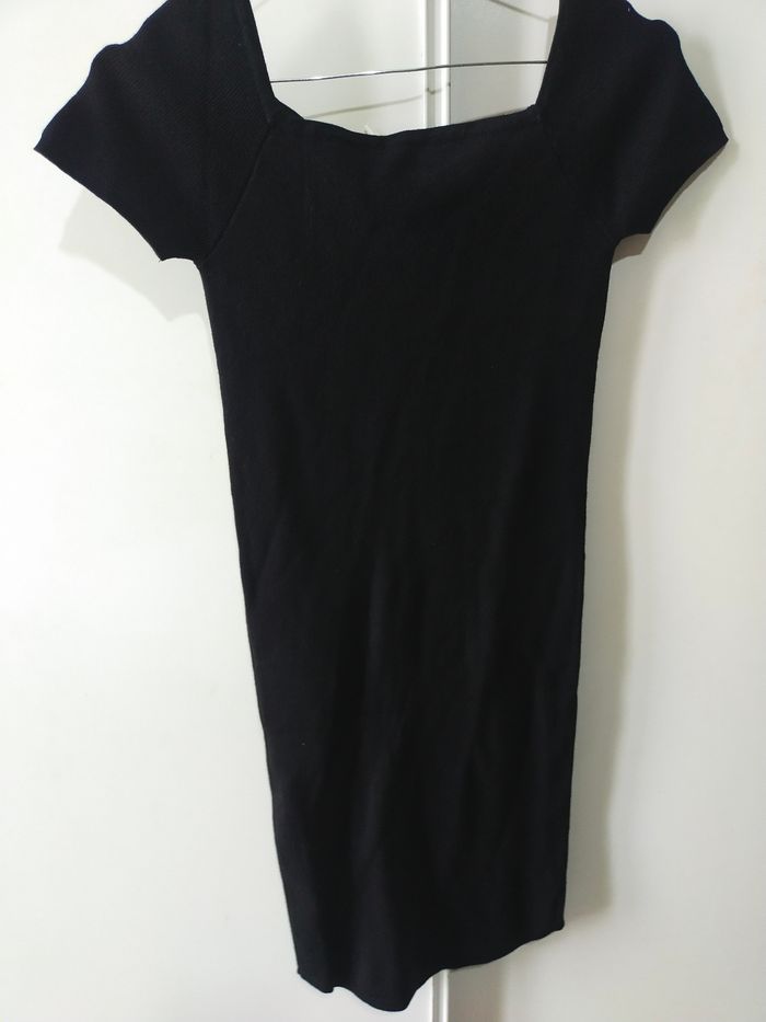 Robe noir côtelé Jennyfer taille M soit 38/40 - photo numéro 4