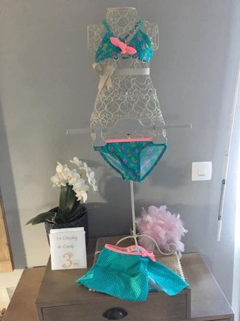 Maillot de bain + jupe de bain fille 3 ans
