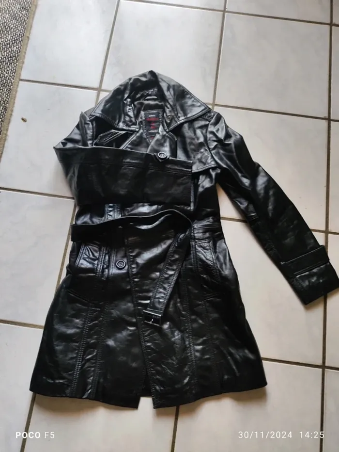 Veste  véritable cuir taille S - photo numéro 8