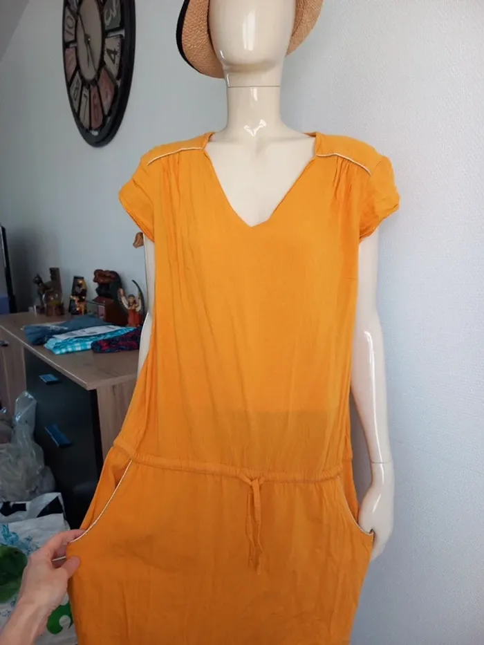 Robe kiabi T44 - photo numéro 4