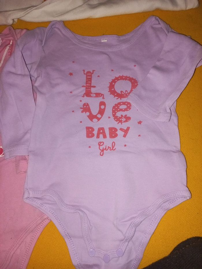Lot 3 body 100%coton fille 2 a 3 ans jusqu'à 98cm - photo numéro 3
