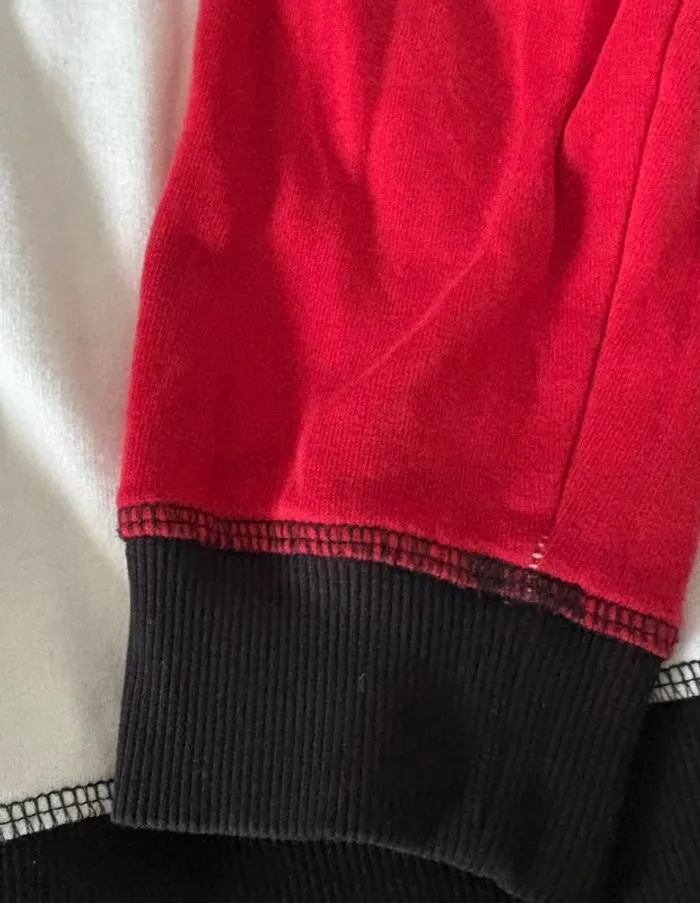 Pull rouge et blanc - photo numéro 4