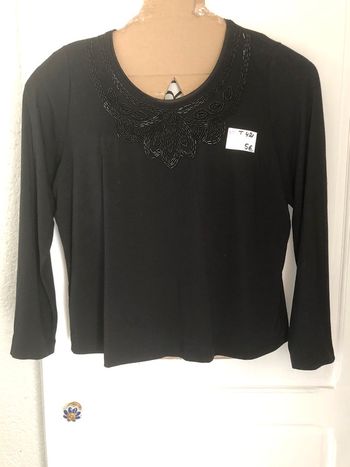 968-blouse noire perles T42