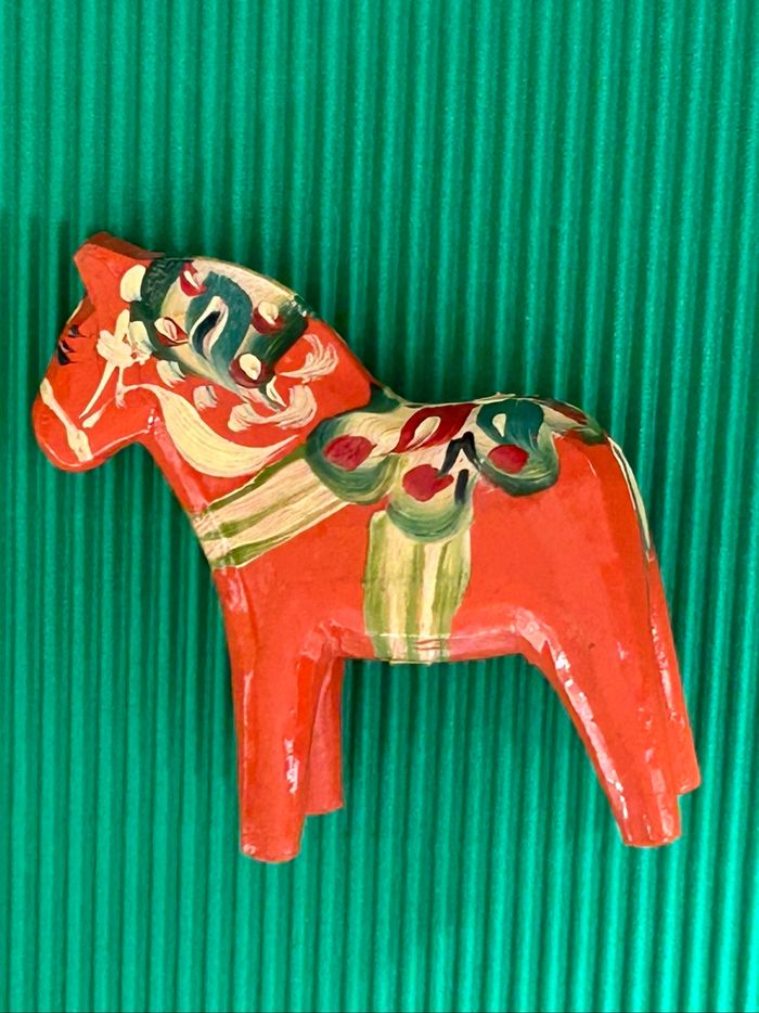 Cheval Dala vintage suédois - années 50/60, rouge/orangé, fait main, pièce rare - photo numéro 3