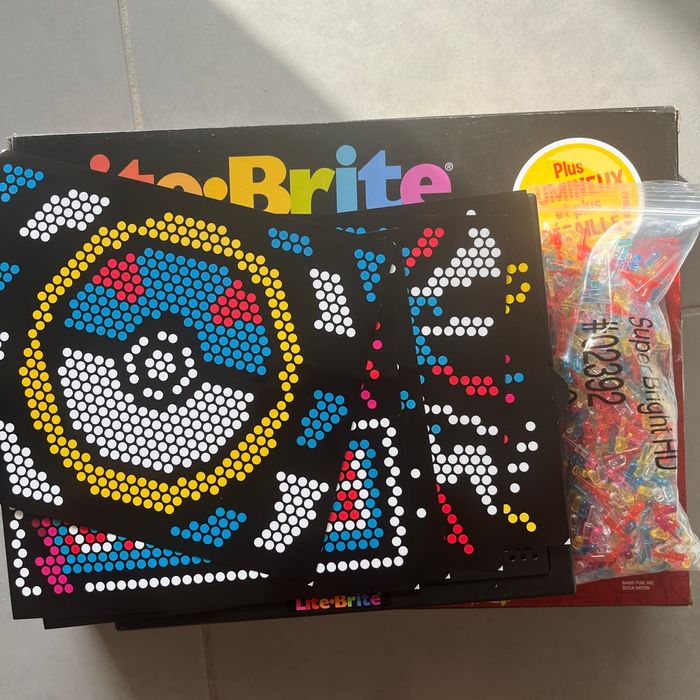 Lite brite Pokémon - photo numéro 2