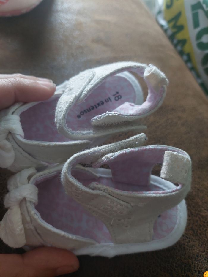 Chaussures bebe - photo numéro 3