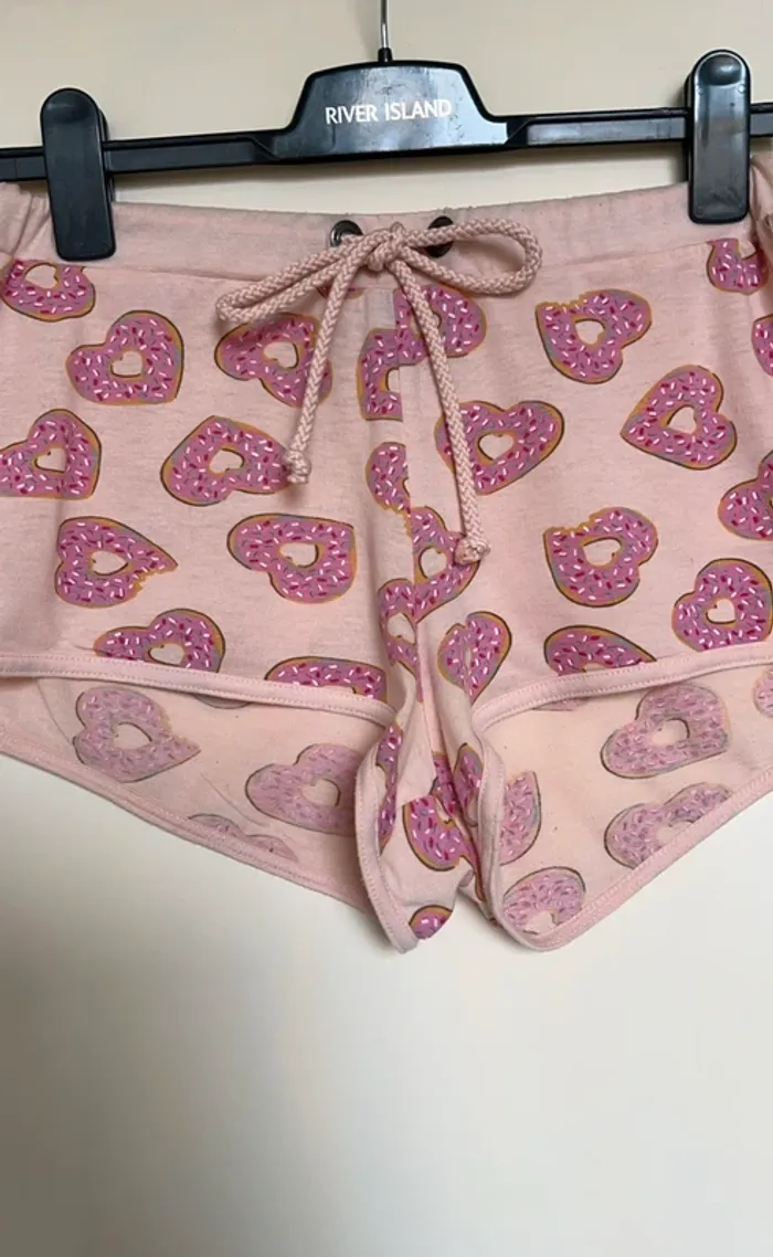 Short de pyjama T38 🍩🩷 - photo numéro 2