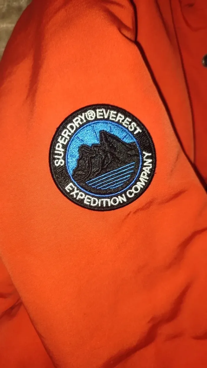 Bomber aviateur Everest - photo numéro 3