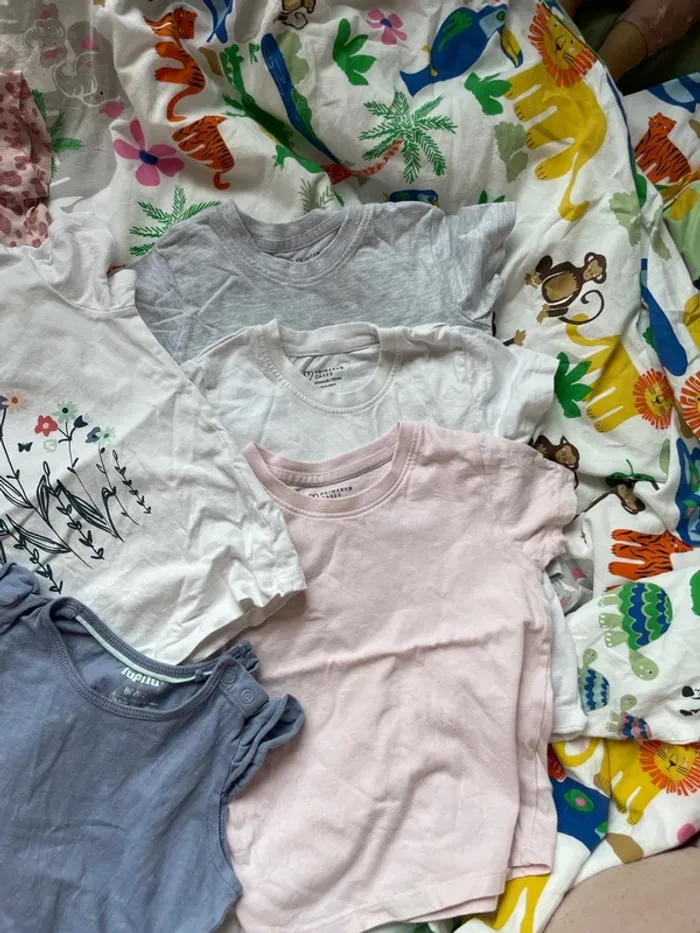 Lot de t-shirt - photo numéro 3