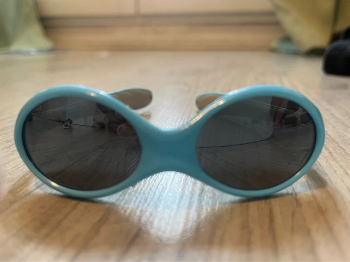 Lunette de soleil enfant/bebe - photo numéro 2