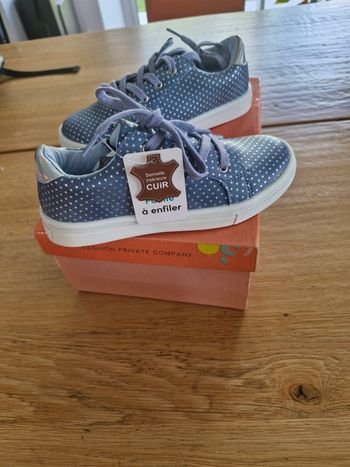 Chaussures 31 neuves 