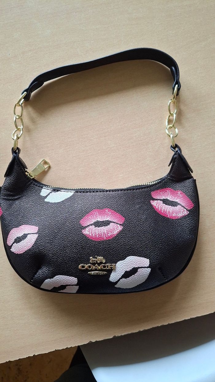 Sac à main Coach bisous - photo numéro 5