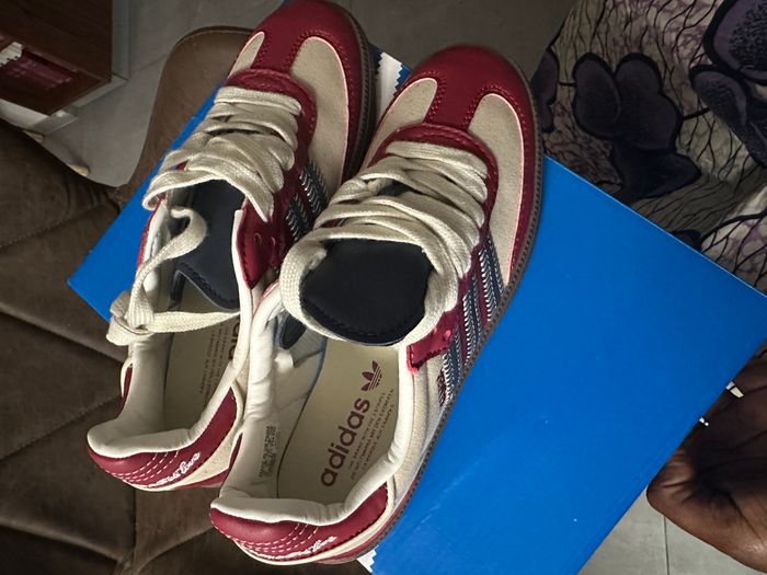 Basket adidas neuve taille 37 - photo numéro 4