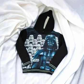 Sweat a capuche stars wars noir🌹 10 ans🌹