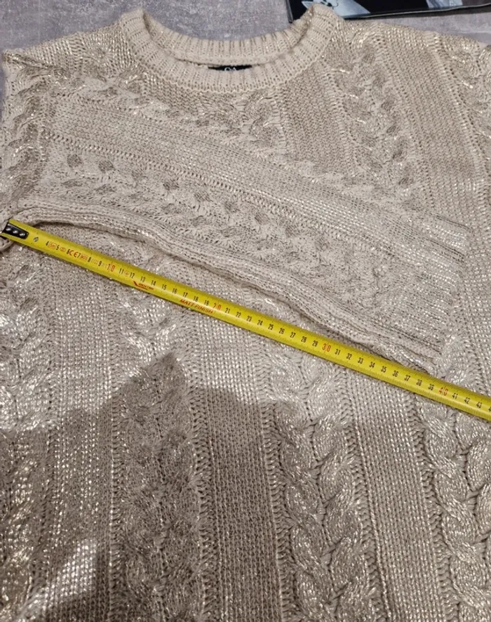 Pull doré C & A, taille grand - photo numéro 9