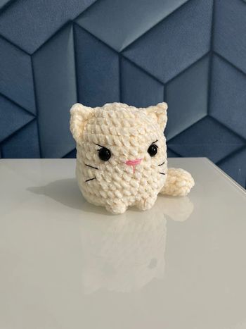 Chat boule amigurumi