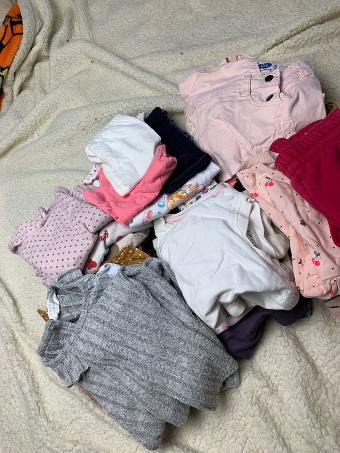 Lot vêtements 3 à 6 mois - photo numéro 2