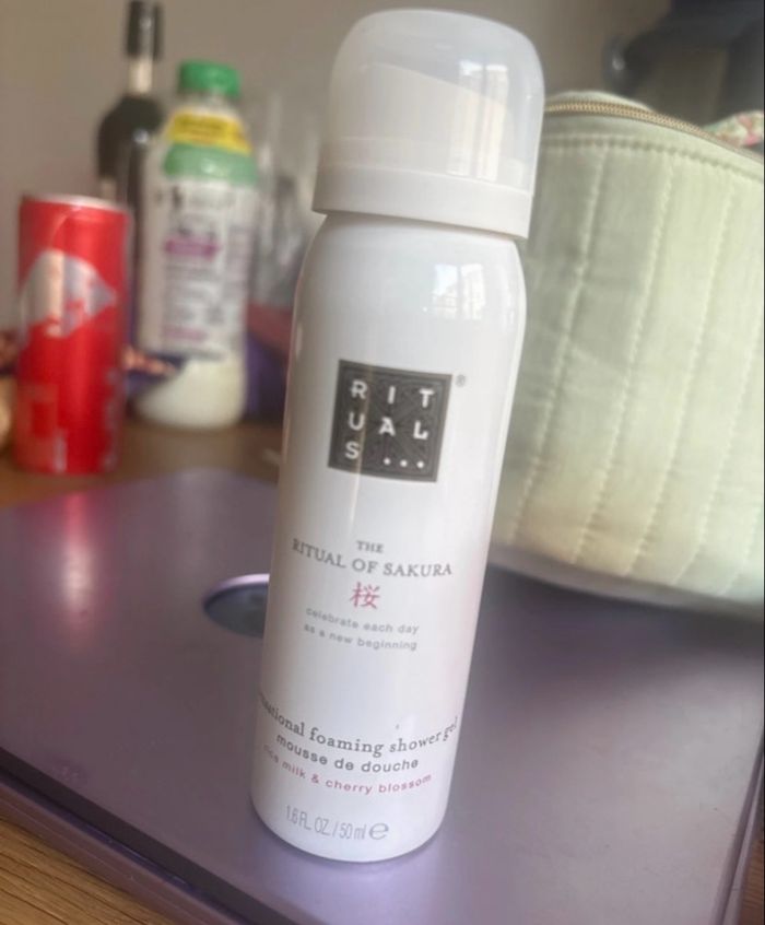 Mousse de douche Rituals - Sakura jamais utilisée) - photo numéro 2