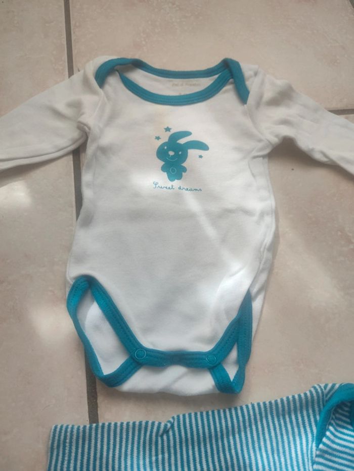 Lot de 3 bodys garçon ML 3 mois - photo numéro 2
