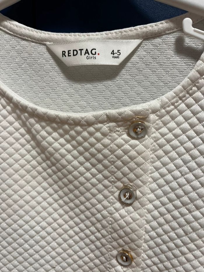 Robe blanche 4/5 ans - photo numéro 2