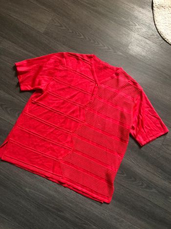 Tee shirt