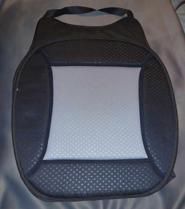 Coussin de siège auto ou autre , neuf - photo numéro 2