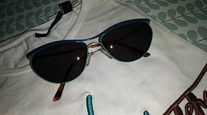 Lunettes de soleil - photo numéro 2