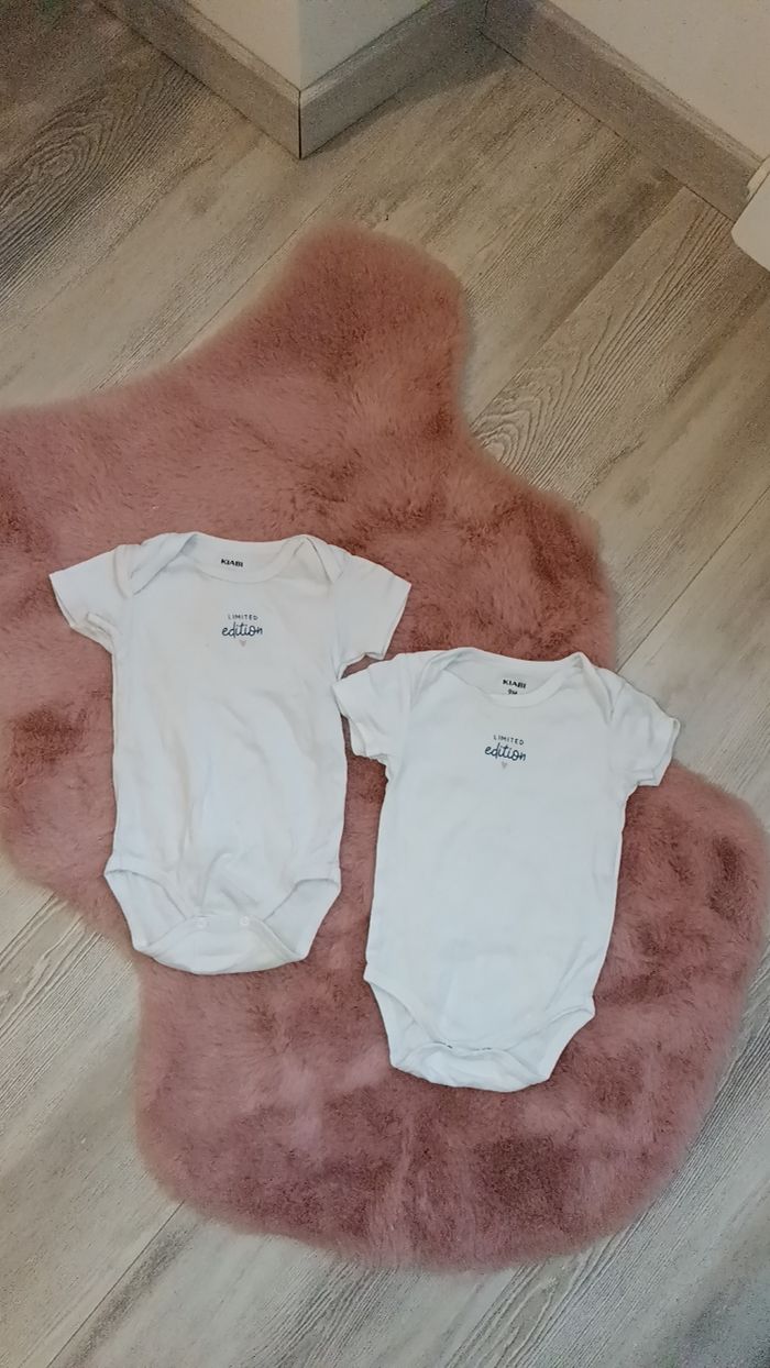 Lot 9 mois bodie et pyjama - photo numéro 8