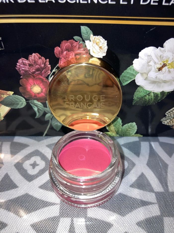 Rose à joues et à lèvres Le Rouge Français - photo numéro 2