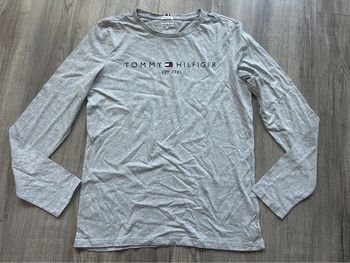 T shirt tommy hilfiger 16 ans