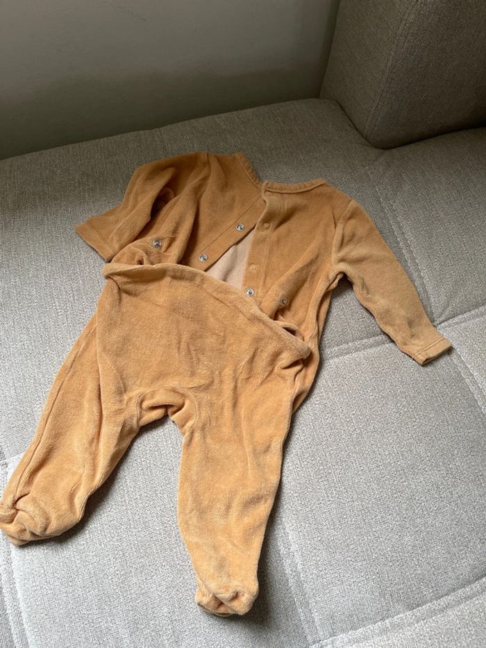 Pyjama une pièce - photo numéro 3