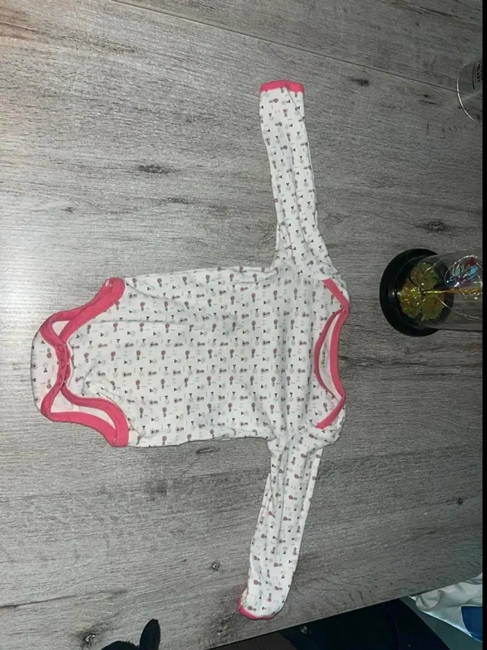 👶 Body bébé mignon 👶 - photo numéro 2