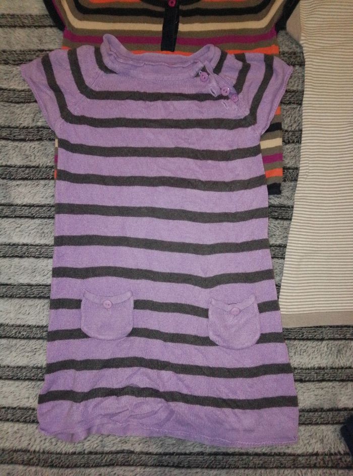 Lot fille 4 ans - photo numéro 2