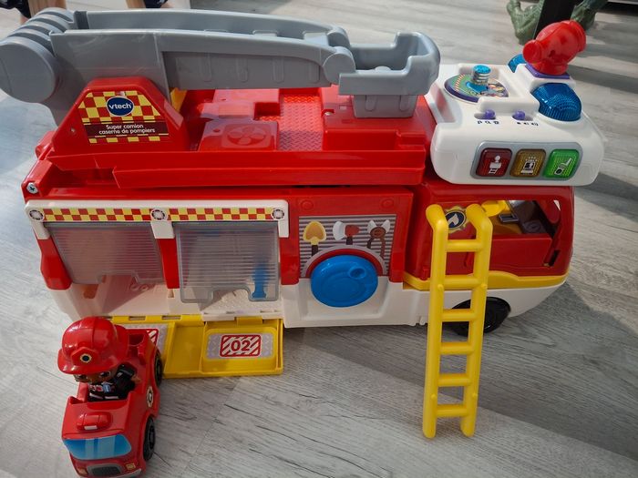 Camion pompiers vtech - photo numéro 2