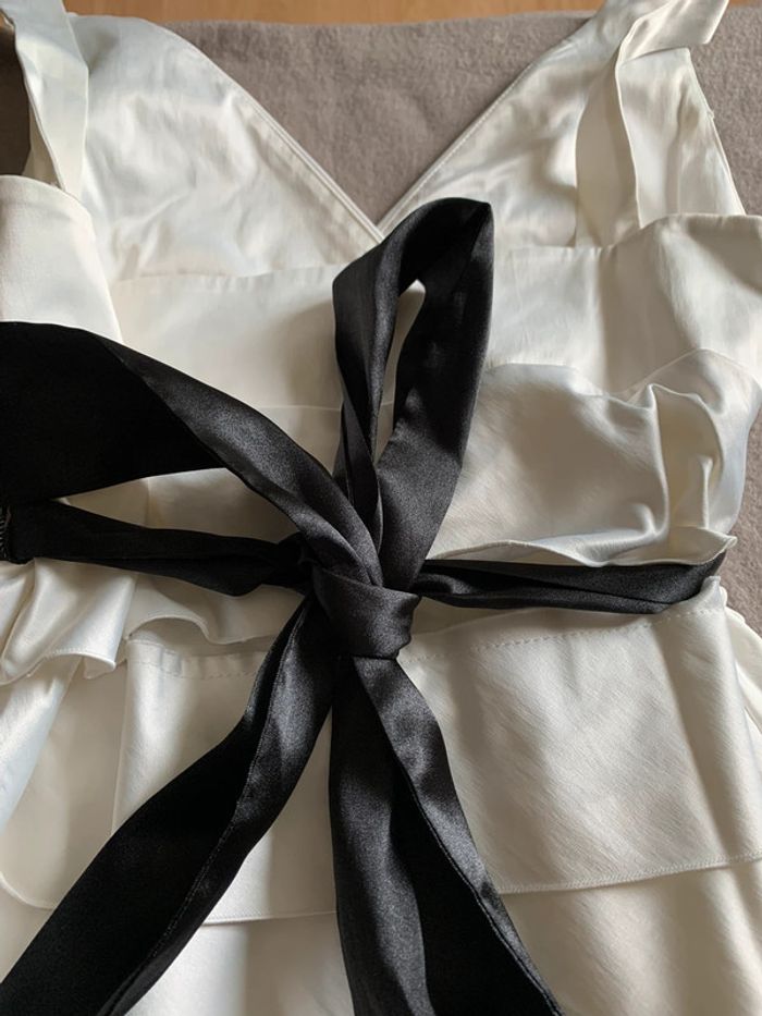 Robe sans manches avec ceinture - photo numéro 5