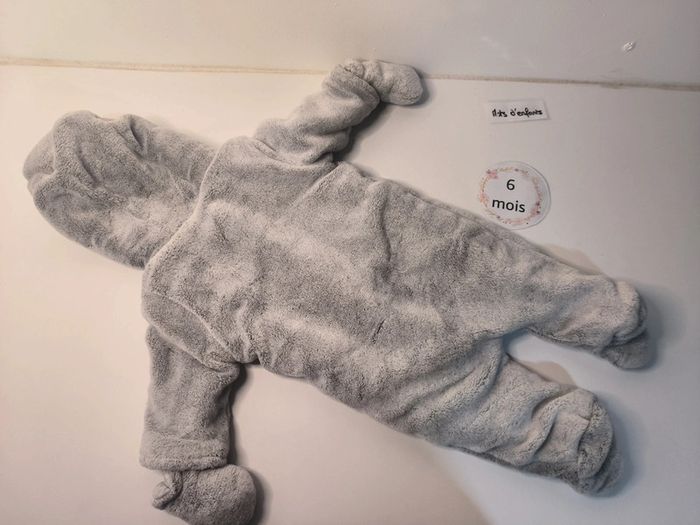 Combinaison bébé 6 mois - photo numéro 3