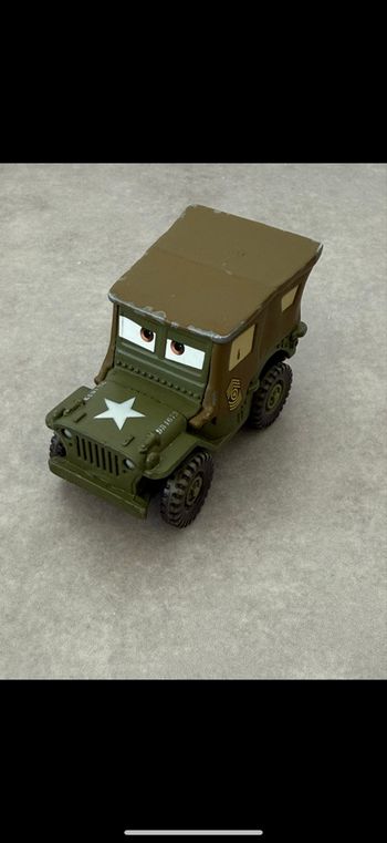 Voiture jeep armée Cars Disney