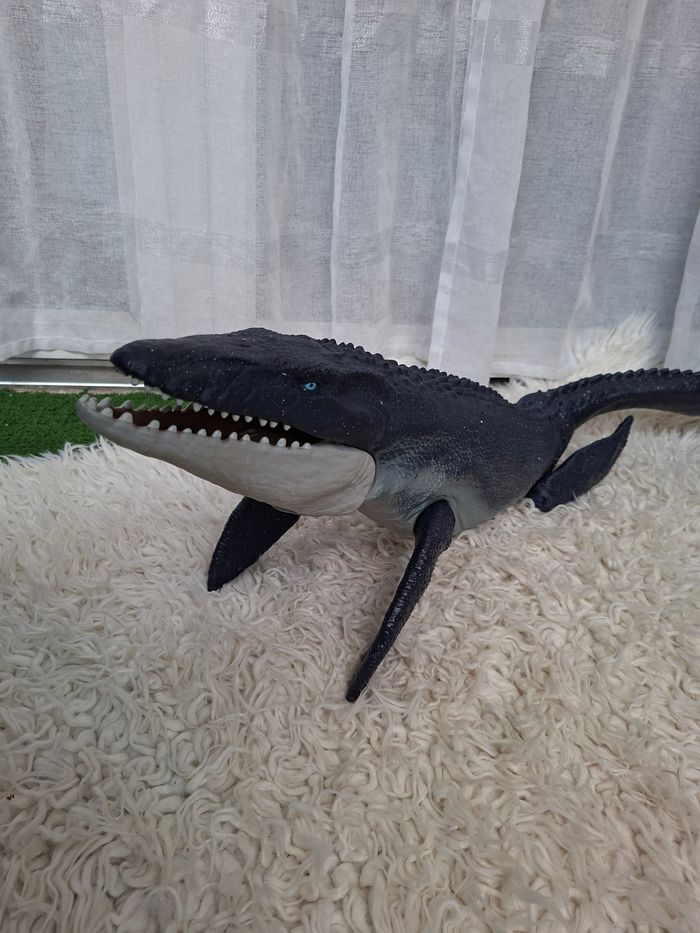 Dinaussaure morsasaure jurassic world - photo numéro 2