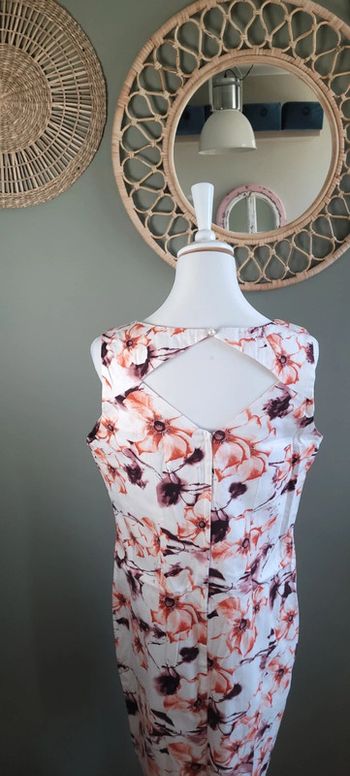 Jolie robe Sweet Lady Taille L Parfait état