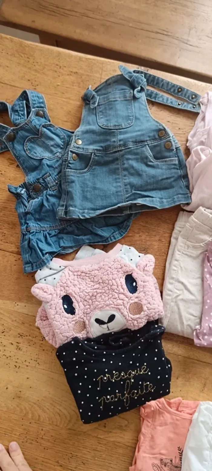 Lot vêtements 6 mois fille - photo numéro 5