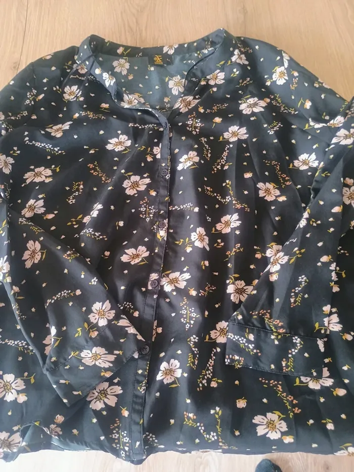 Blouse fluide noire fleurie manches longues Fashion Express T44 - photo numéro 5