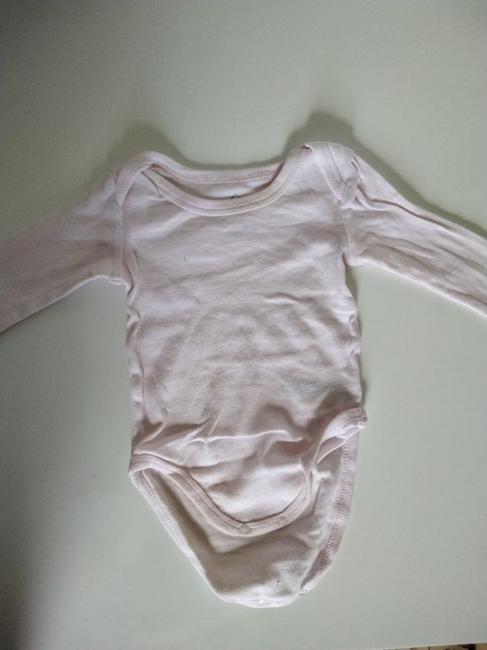 Lot de 4 bodies - photo numéro 3