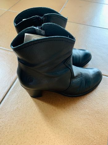 Bottines noires en cuir 