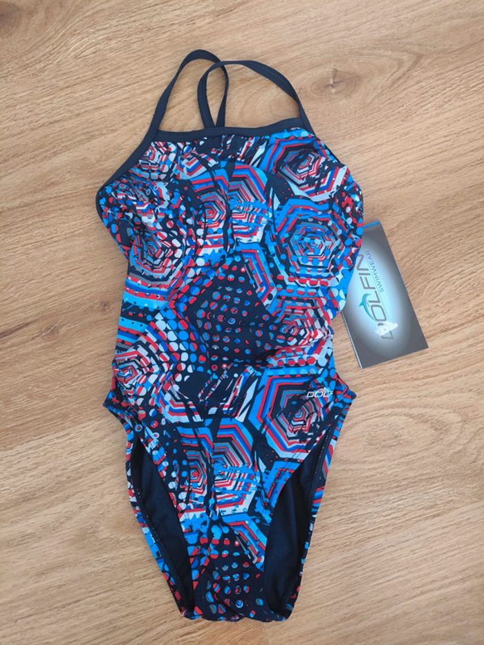 Maillot de bain une pièce Dolfin Taille 28 Neuf Motifs multicolores