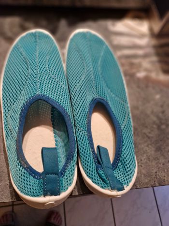 Chaussure enfant pour piscine