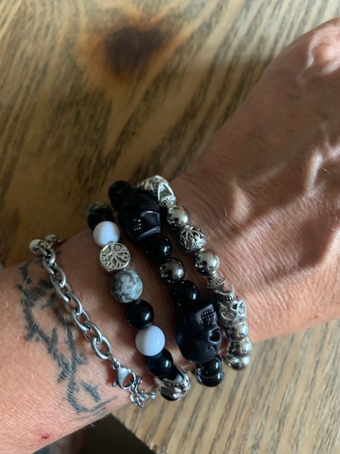Bracelet skull perles 8mm et acier - photo numéro 4