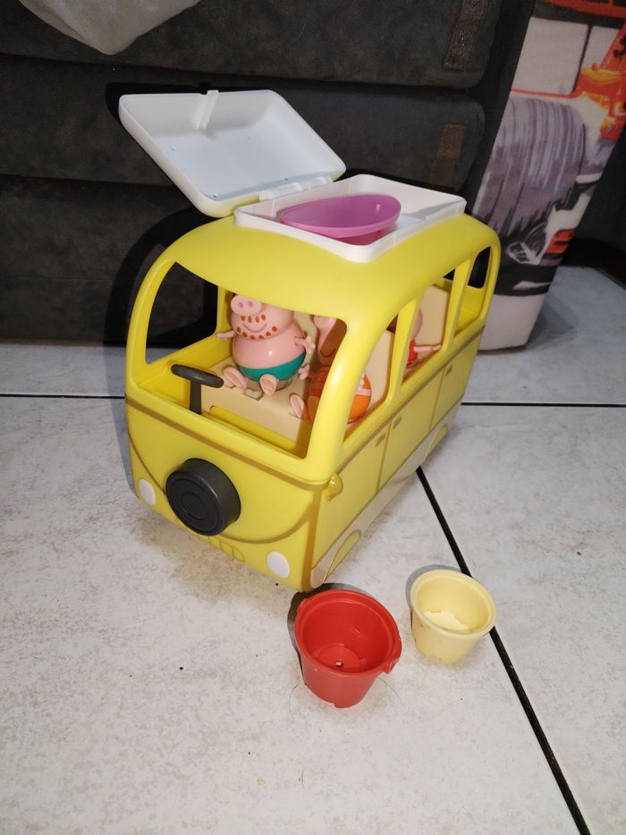 Camping car Peppa pig - photo numéro 3