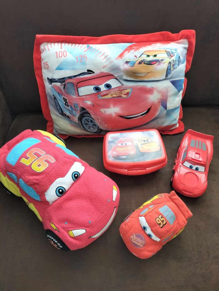 Lot cars