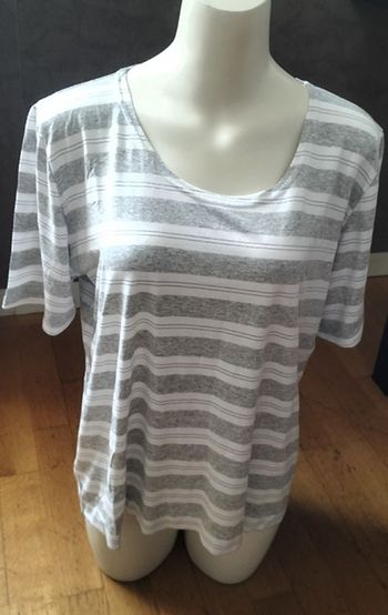 T Shirt  Femme Taille L voir mesures