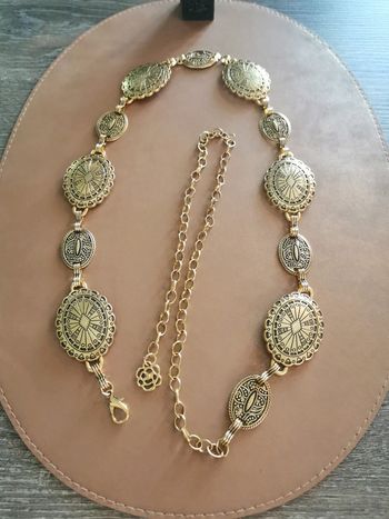 Ceinture Métal femme dorée style Vintage